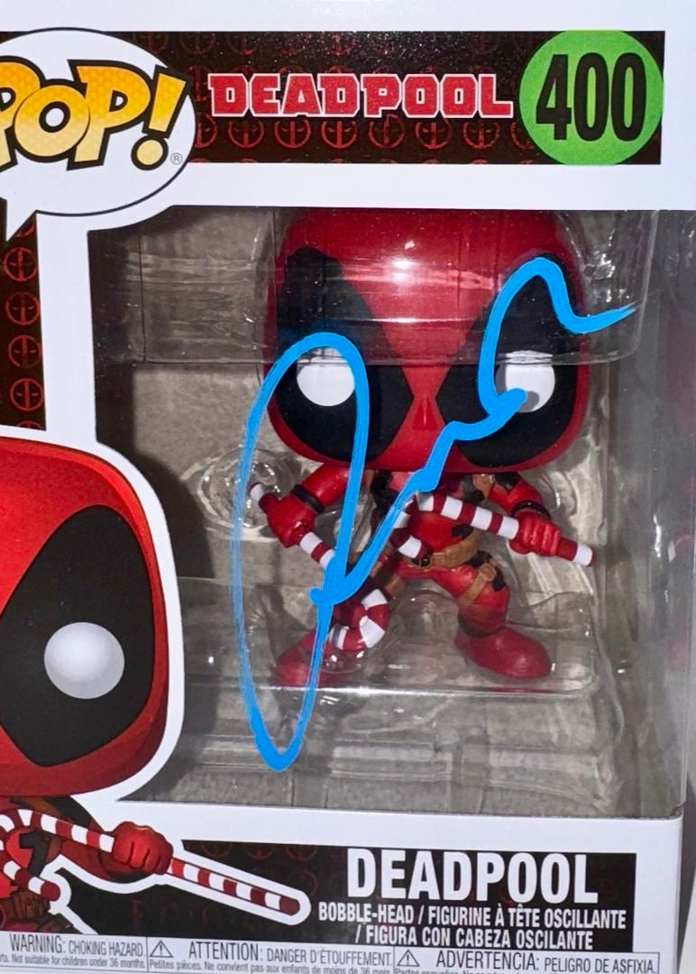 Ryan Reynolds Signed Funko Pop #400 Deadpool (Blue Ink) - Beckett COA